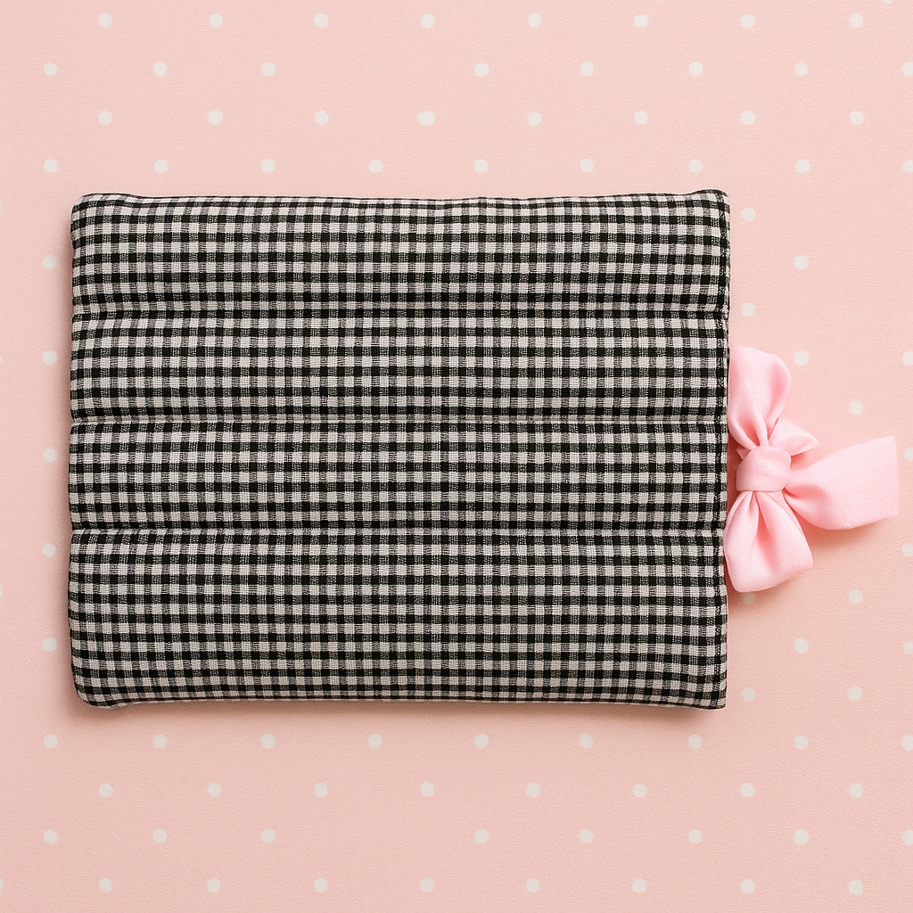 CHECKMATE CHARM laptop sleeve/organiser